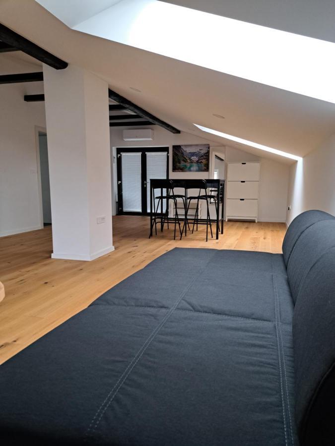 Ohana Apartment Ljubljana Buitenkant foto